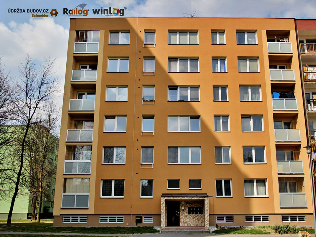 Railog® + Winlog® - Ostrava, Karolínská 1 - zábradlí + zasklení