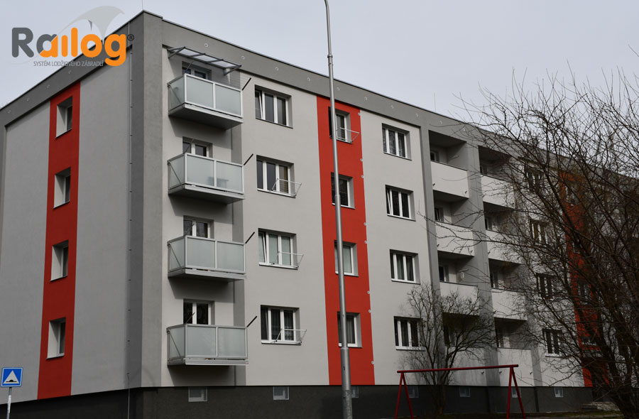 Railog® Al zábradlí, závěsné balkóny - Volgogratská 2399, Ostrava - 2019