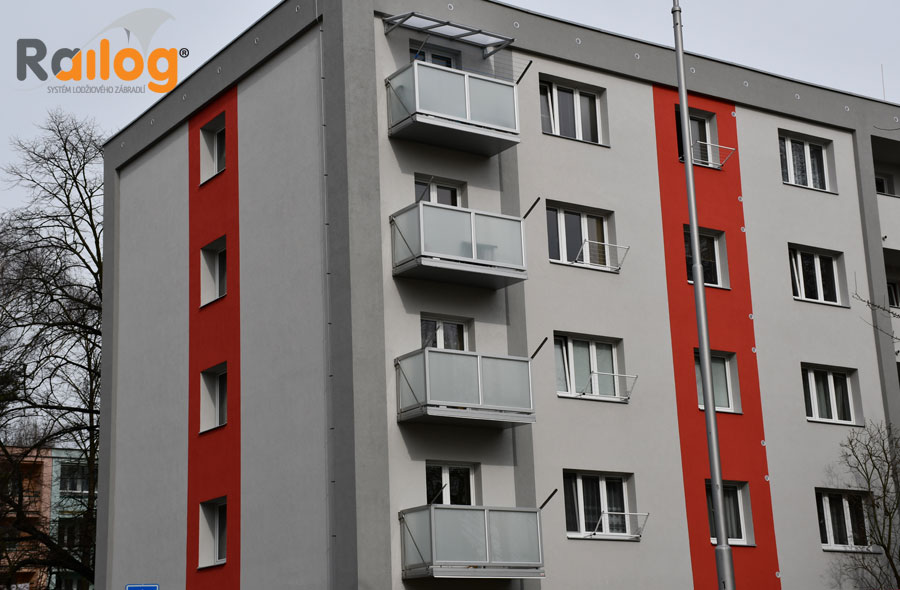 Railog® Al zábradlí, závěsné balkóny - Volgogratská 2399, Ostrava - 2019